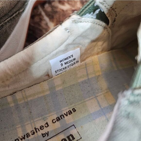 L.L.Bean women's sunwashed canvas fashion slip-on shoe size 9.       091 - Picture 9 of 11